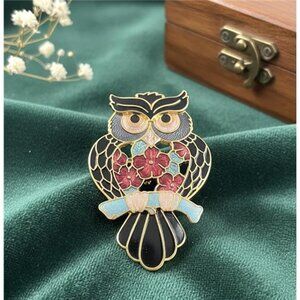 Multicolor Cloisonne Owl Brooch Gold Tone Vintage Signed Fish & Crown 1.5 in